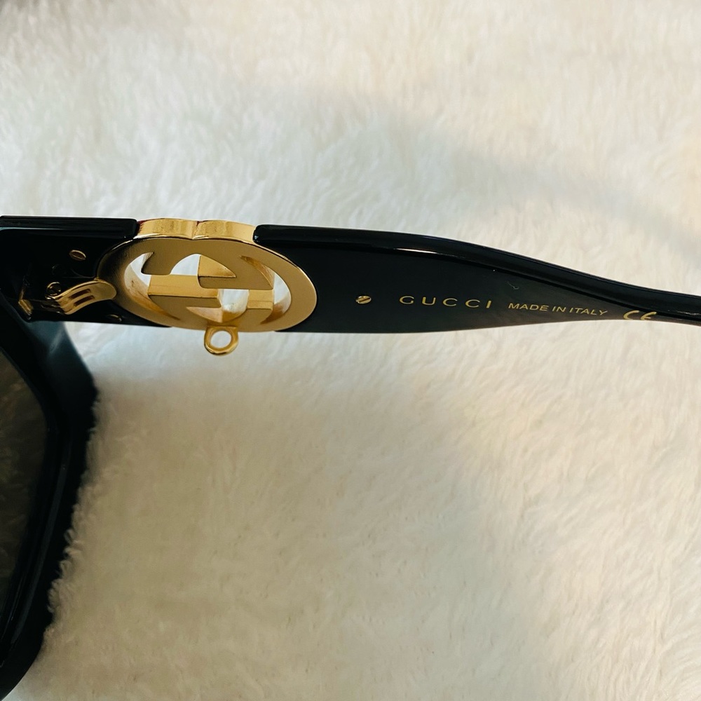 Authentic Gucci Rectangle Sunglasses - image 6